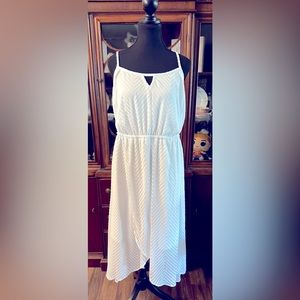 ❌SOLD❌Women’s white Lane Bryant Dress